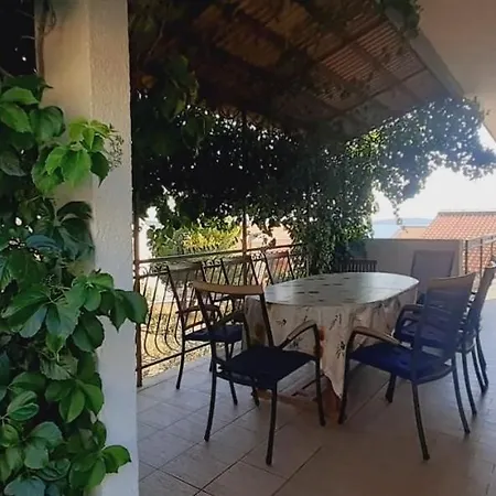 Ivana Apartament Primošten